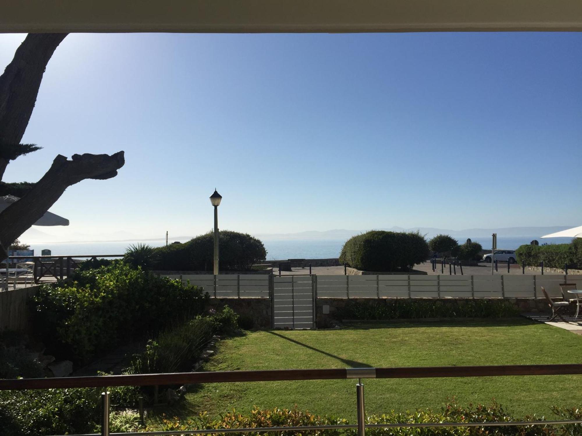 74 On Marine Apartment Hermanus Cameră foto