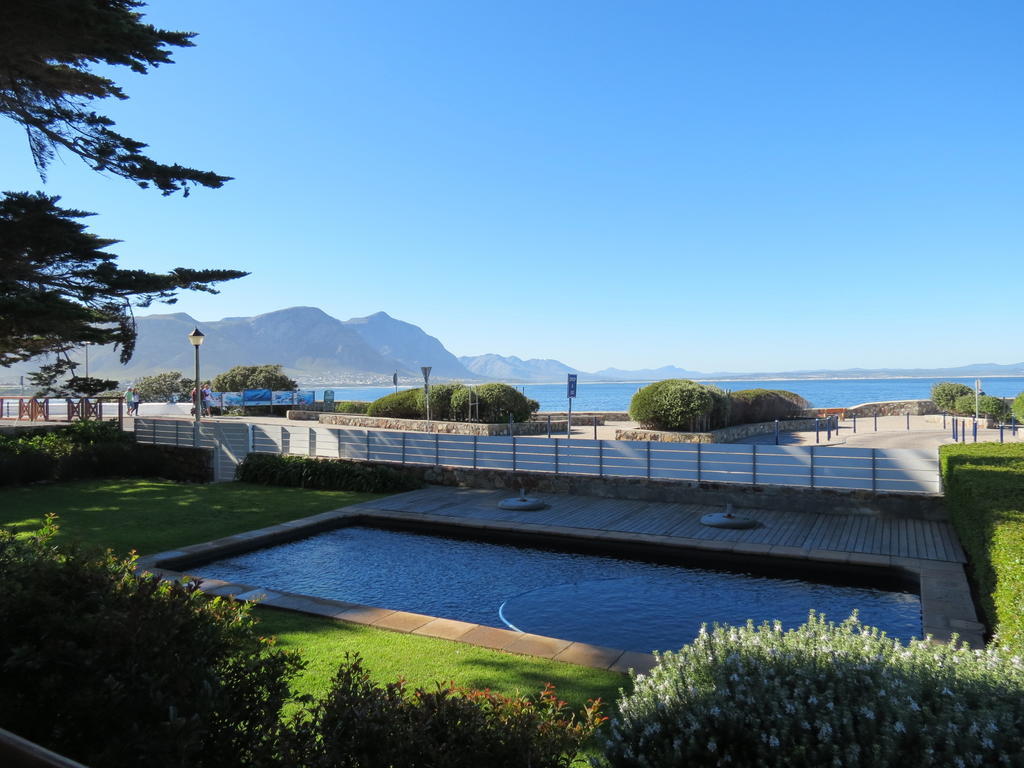 74 On Marine Apartment Hermanus Cameră foto