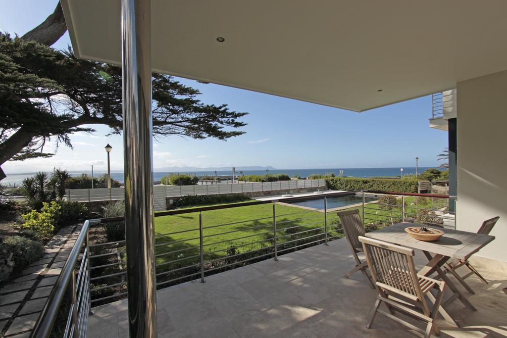 74 On Marine Apartment Hermanus Exterior foto
